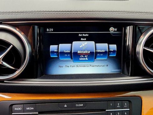 Used 2017 Mercedes-Benz SL 550 image 18
