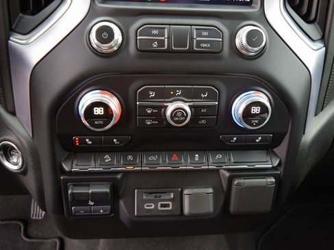 Used 2019 GMC Sierra 1500 SLT image 20