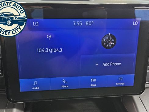 Used 2022 Ford Explorer XLT AWD/4WD image 8
