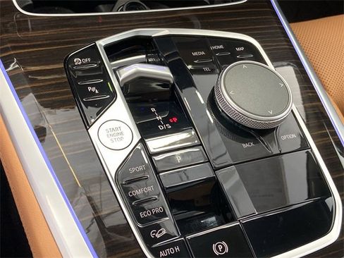 Used 2025 BMW X5 xDrive40i w/ Premium Package image 29