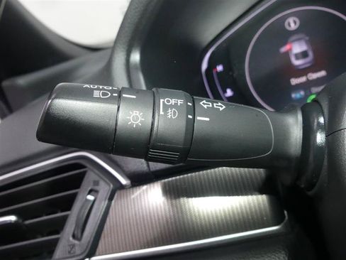 Used 2018 Honda Accord Sport image 33
