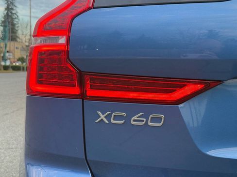 Used 2018 Volvo XC60 T8 R-Design w/ Convenience Package AWD/4WD image 48