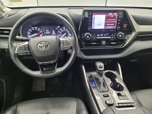 Used 2020 Toyota Highlander Limited AWD/4WD image 22