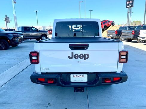 Used 2022 Jeep Gladiator Rubicon w/ LED Lighting Group image 7