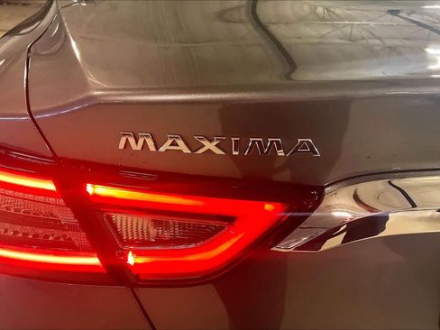 Used 2021 Nissan Maxima 3.5 SV w/ Floor Mat Group image 9