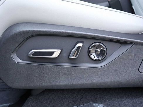 Certified 2026 Acura MDX SH-AWD w/ Technology Package image 24