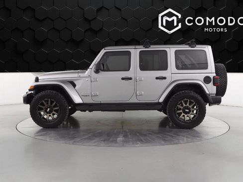 Used 2021 Jeep Wrangler Unlimited Sahara w/ Uconnect 4C Nav & Sound Group image 6