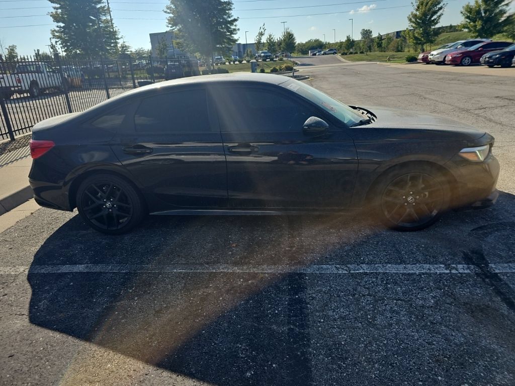 Used 2024 Honda Civic Sport image 4