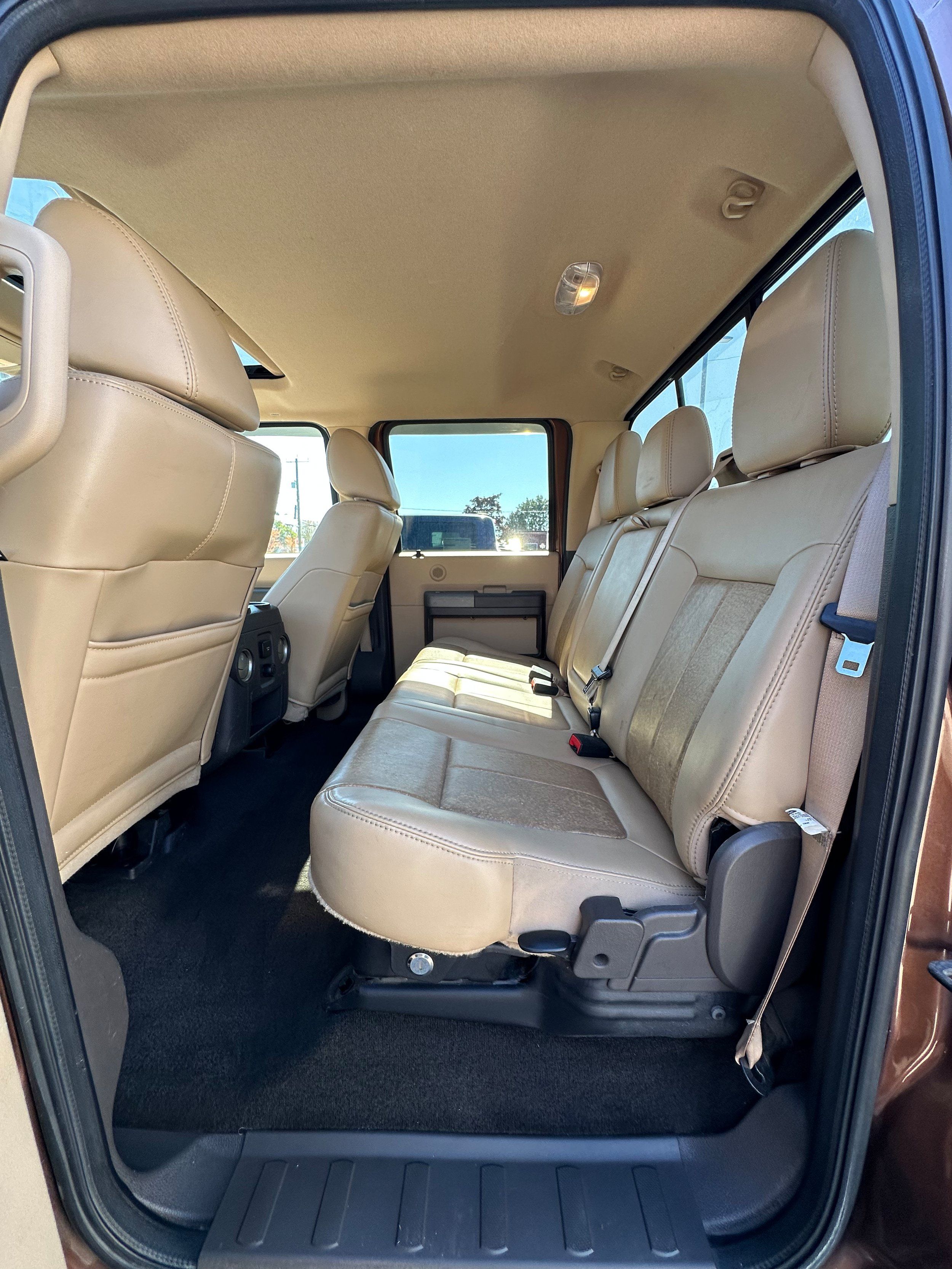 Used 2011 Ford F350 Lariat w/ Lariat Ultimate Pkg AWD/4WD image 18