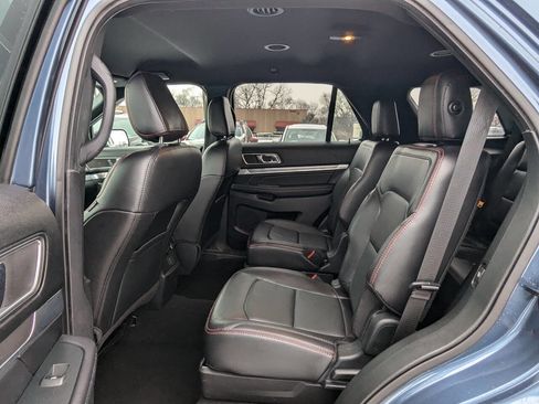 Used 2019 Ford Explorer Sport image 13