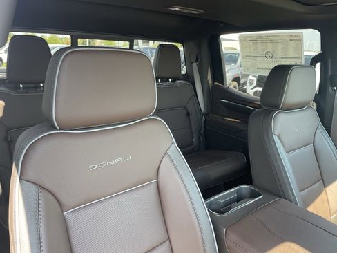 New 2026 GMC Sierra 1500 Denali w/ Technology Package image 36