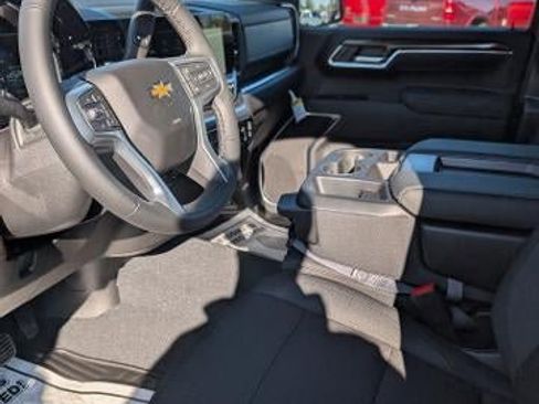 New 2026 Chevrolet Silverado 1500 LT image 12