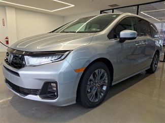 New 2026 Honda Odyssey Touring video 2