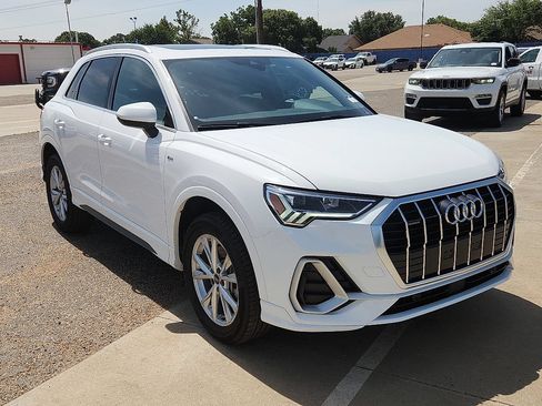 Used 2025 Audi Q3 2.0T Premium AWD/4WD image 4