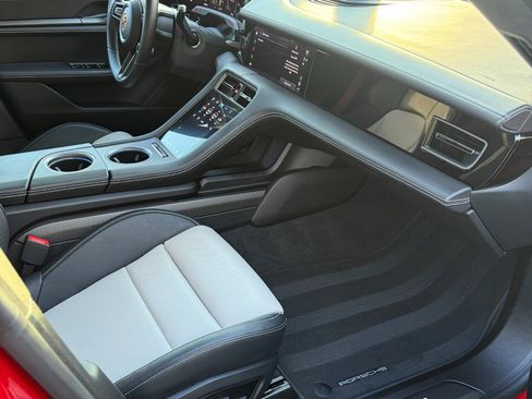 Used 2024 Porsche Taycan Turbo S image 3