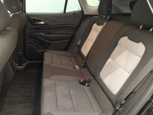 Used 2024 Chevrolet Trax LS FWD image 18