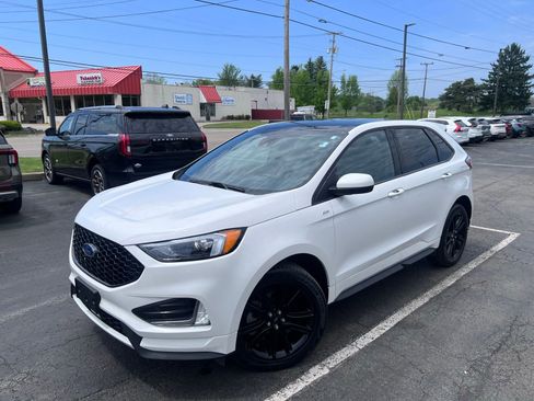 Used 2023 Ford Edge ST-Line AWD/4WD image 19