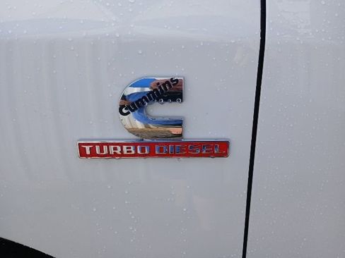 New 2026 RAM 3500 Laramie AWD/4WD image 11