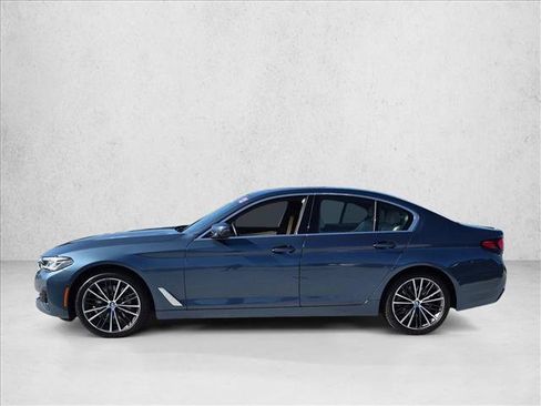 Used 2023 BMW 530i w/ Convenience Package RWD image 9