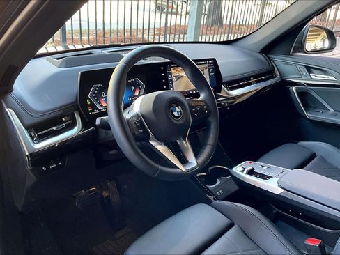 Used 2025 BMW X1 xDrive28i image 17