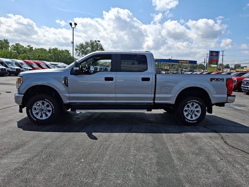 Certified 2022 Ford F250 XL w/ STX Appearance Package AWD/4WD image 4