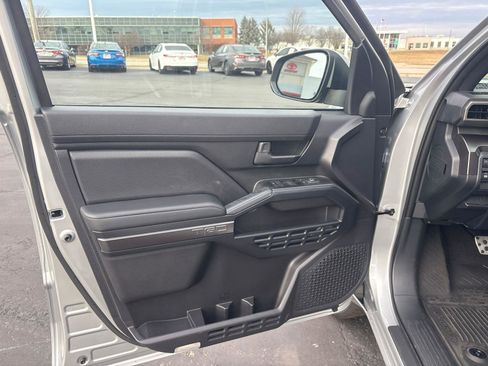 Used 2025 Toyota 4Runner TRD Sport image 17