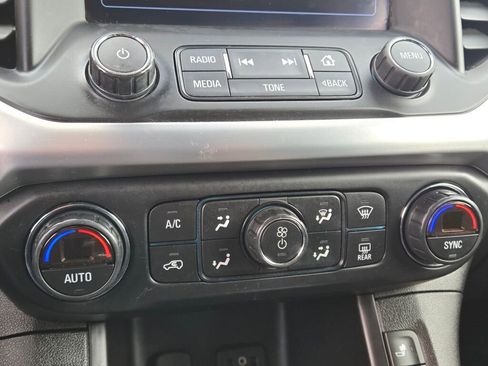 Used 2018 GMC Acadia SLT image 30