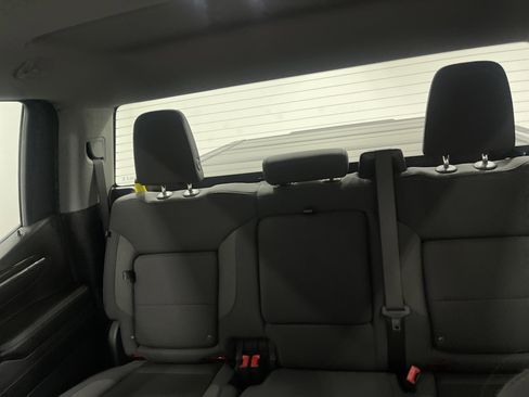 Used 2024 GMC Sierra 1500 Elevation image 11