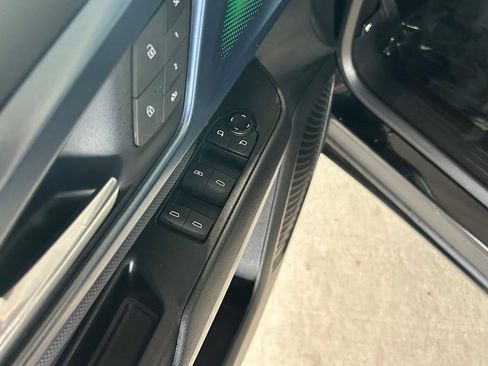 Used 2024 Chevrolet Equinox EV LT FWD image 12