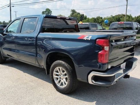 Used 2021 Chevrolet Silverado 1500 LT AWD/4WD image 3