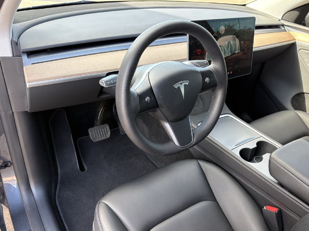 Used 2023 Tesla Model Y Long Range AWD/4WD image 13