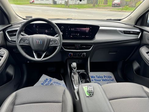 Used 2024 Buick Encore GX Preferred image 34
