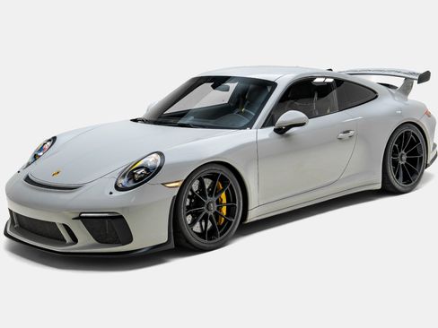 Used 2018 Porsche 911 GT3 RWD image 9