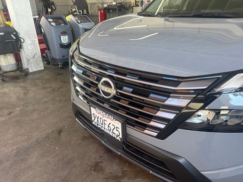 Certified 2026 Nissan Rogue SV w/ Cold Weather Package AWD/4WD image 1
