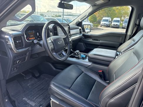 Used 2022 Ford F150 Lariat image 9