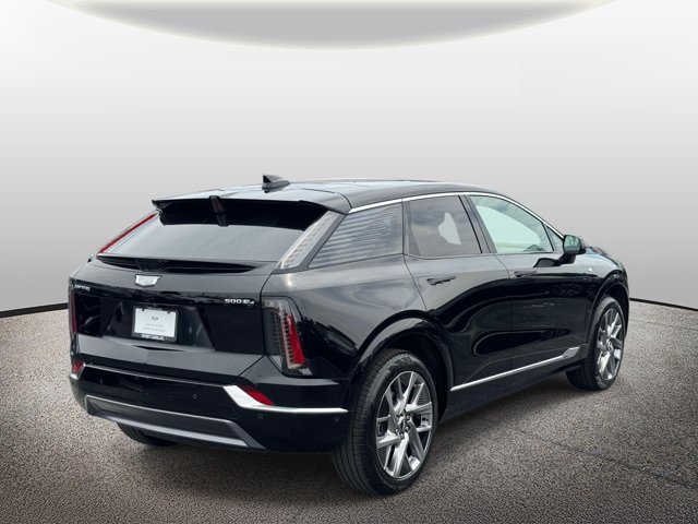 Certified 2025 Cadillac Optiq Luxury 1 AWD/4WD image 25