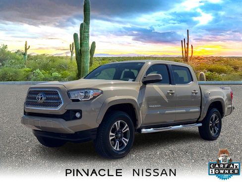 Used 2017 Toyota Tacoma TRD Sport w/ Tow Package image 1