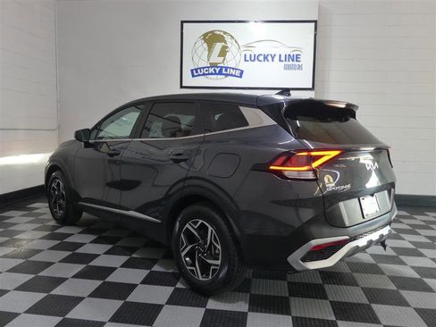Used 2024 Kia Sportage LX FWD image 11