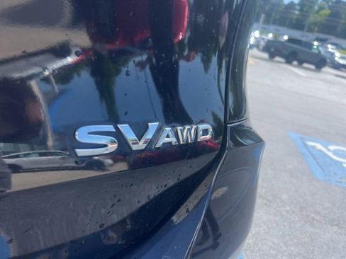 Used 2018 Nissan Rogue SV AWD/4WD image 7