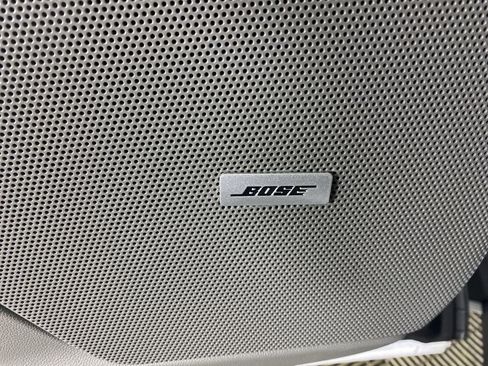 New 2025 Cadillac XT6 Premium Luxury image 24