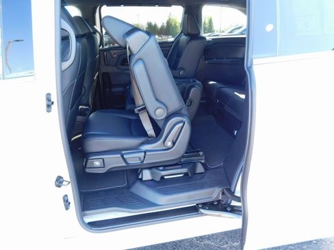 New 2026 Honda Odyssey Sport-L image 32
