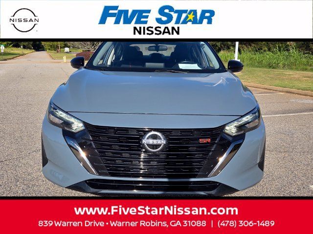 Used 2024 Nissan Sentra SR FWD image 2