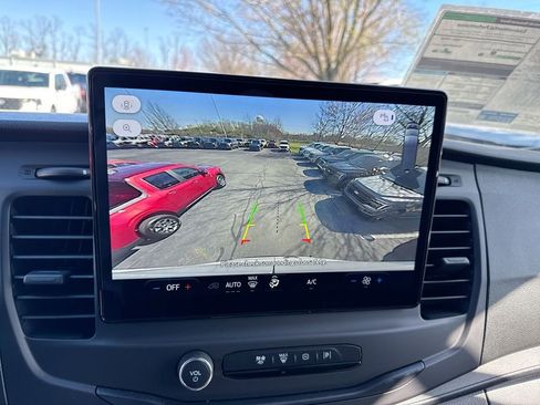 New 2026 Ford Transit 250 148 Medium Roof w/ Load Area Protection Package image 15