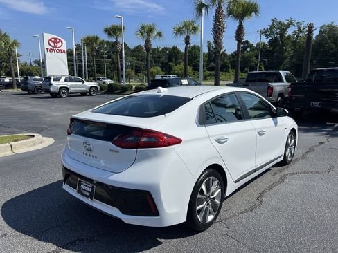 Used 2019 Hyundai Ioniq Limited w/ Ultimate Package 02 FWD image 10