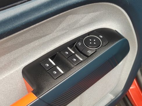 Certified 2022 Ford Maverick XLT w/ XLT Luxury Package image 17