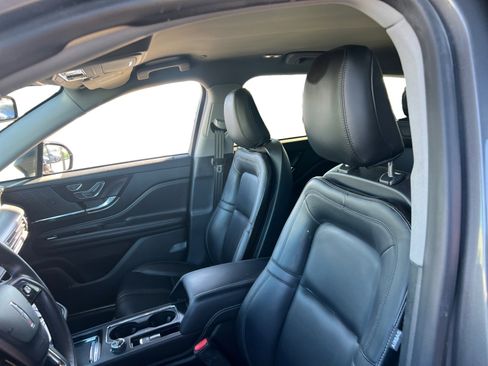 Used 2021 Lincoln Corsair FWD image 10