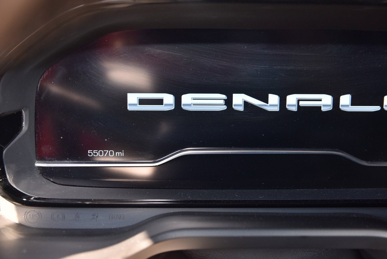 Used 2024 GMC Yukon Denali w/ LPO, Floor Liner Package AWD/4WD image 7