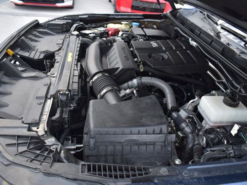 Used 2023 Nissan Frontier SV w/ SV Convenience Package image 25