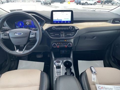 Used 2022 Ford Escape Titanium w/ Titanium Elite Package image 24