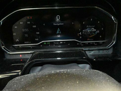 Used 2025 Chevrolet Silverado 2500 LT w/ Convenience Package AWD/4WD image 19